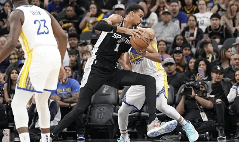 【NBA前瞻】客场迎战马刺，勇士能否大胜赢取4连胜？