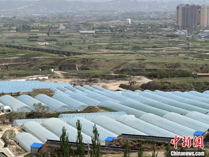 甘肃榆中：昔日“空心村”的蝶变之路