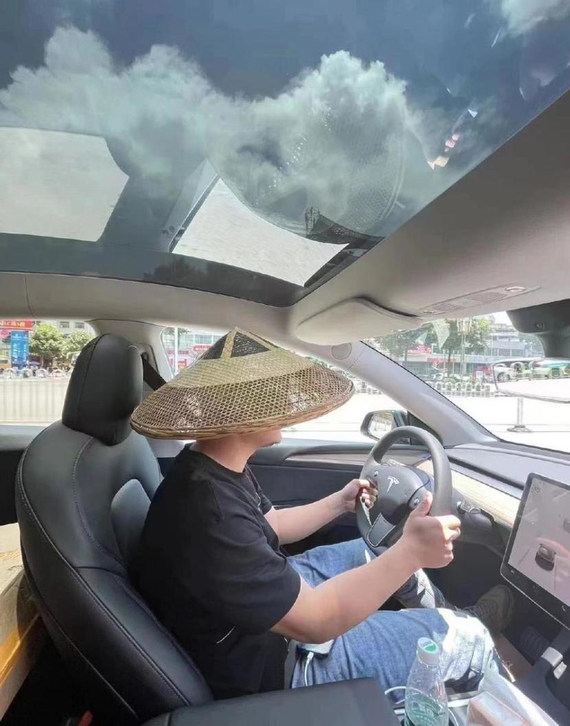 夏天遭罪！全景玻璃车顶号称隔热率90％，为啥还是热？